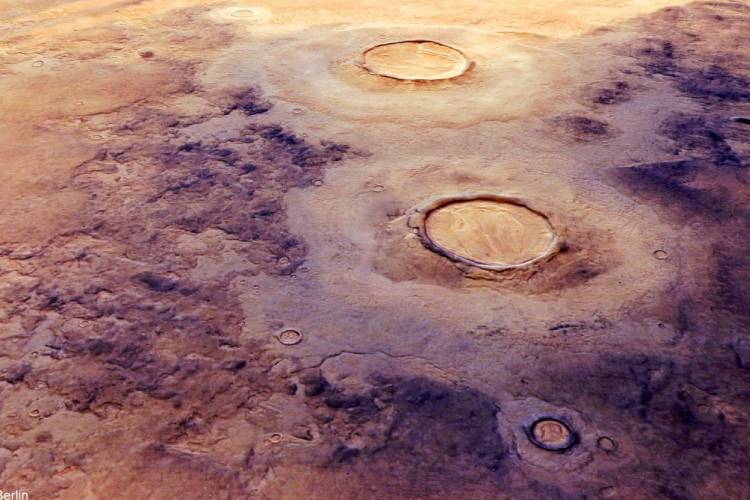 Mars Express ของ ESA แสดงให้เห็น Utopia Planitia